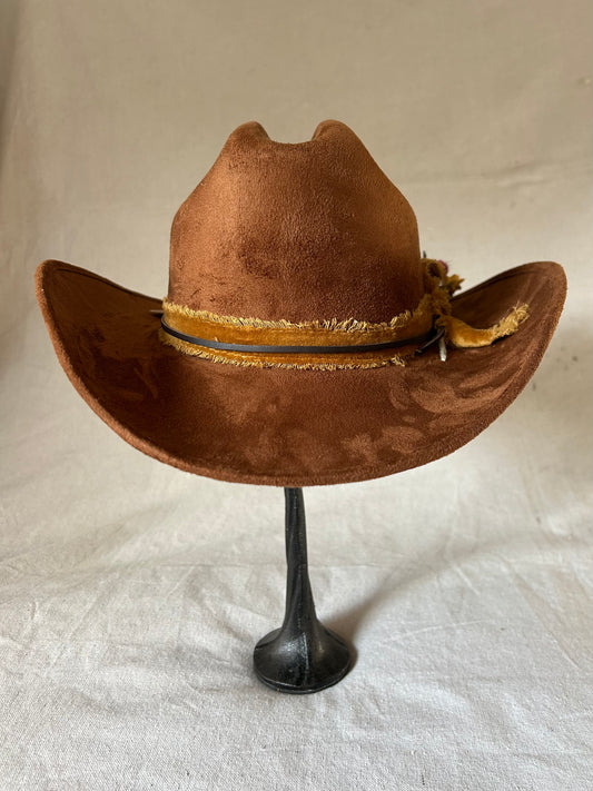Marlboro Cowboy Hat – Pyrography Mountains”